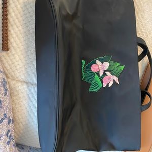 Black Wide Bag